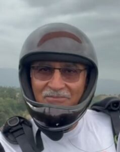 استاد مهرداد هاشمی